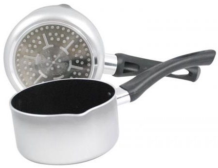 Aluminum kitchenware should not be used to hold food for a long time